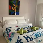 Montrebei Casa Gonzalez Lägenhet