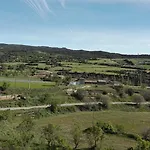 Montrebei Casa Gonzalez