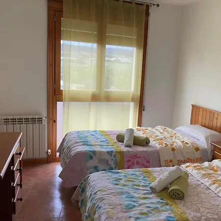 Montrebei Casa Gonzalez Daire