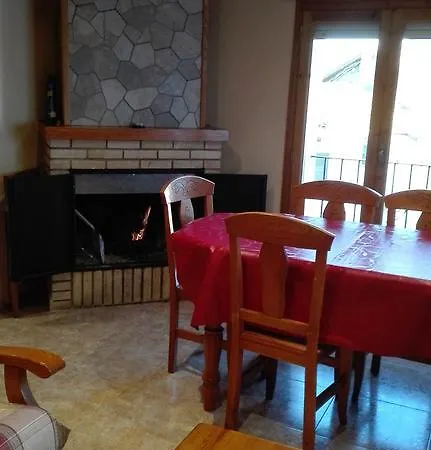 González Montsec Montrebei Apartamento *