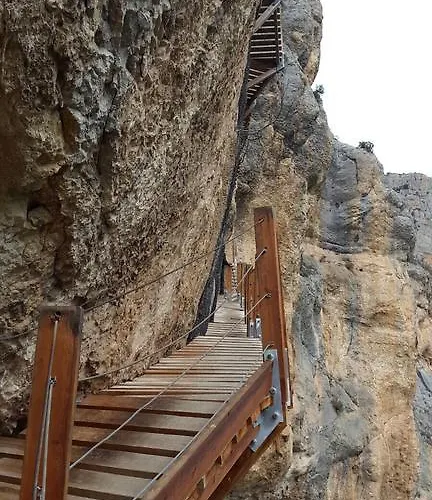 González Montsec Montrebei